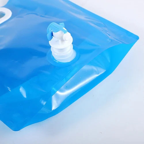 Outdoor folding water bag