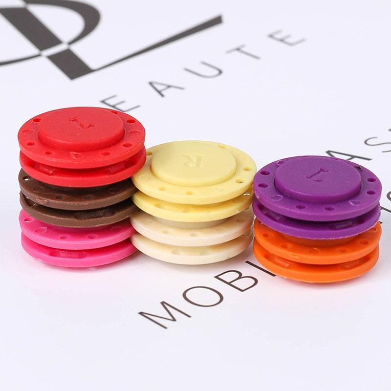 HIGH-GRADE INVISIBLE PLASTIC MAGNET BUTTON (5PCS)