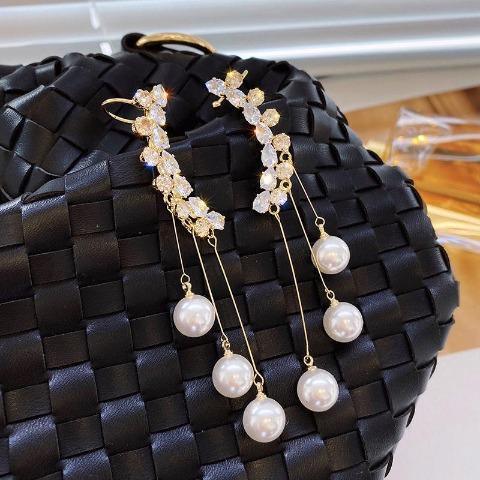 Diamond Tassel Pearl Ear Clip Integrated Non-Piercing Earrings