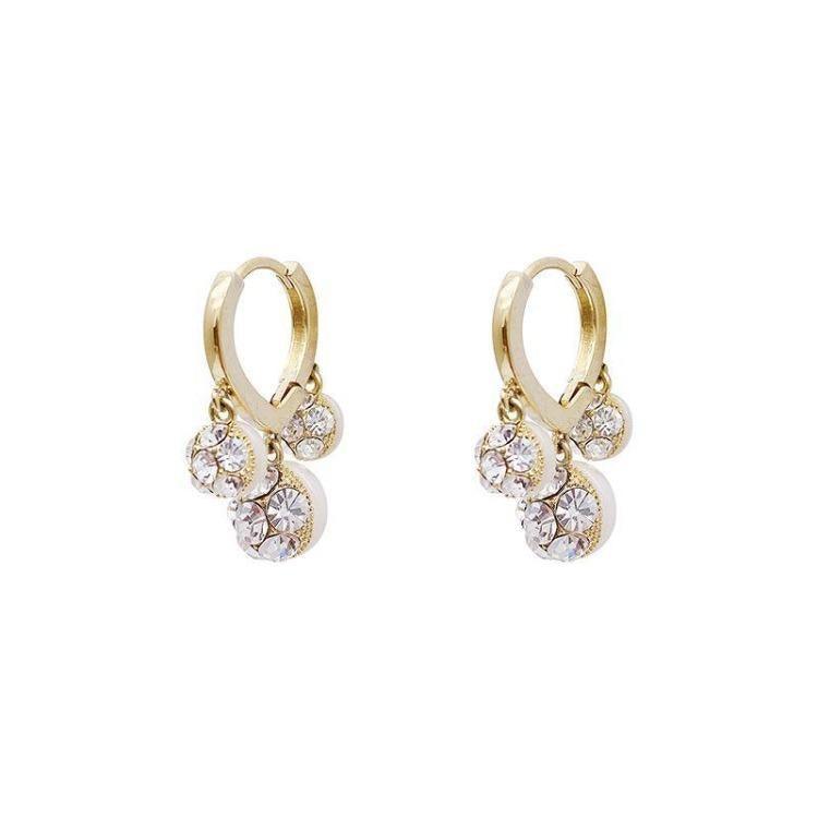 Double-sided Earrings with Diamonds and Pearls