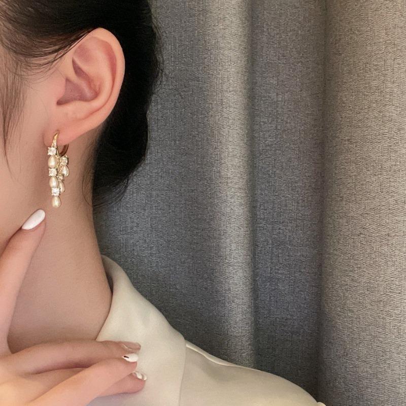 Diamond Tassel Pearl Drop Earrings