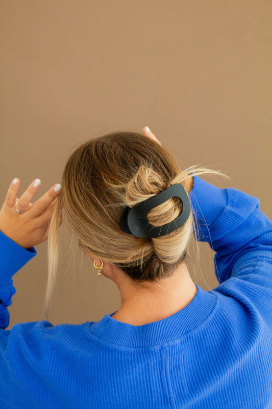 Flat claw clips