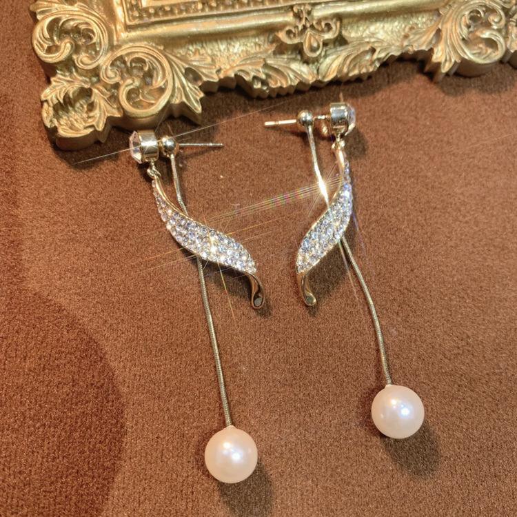 Temperament Wings Pearl Diamond Earrings