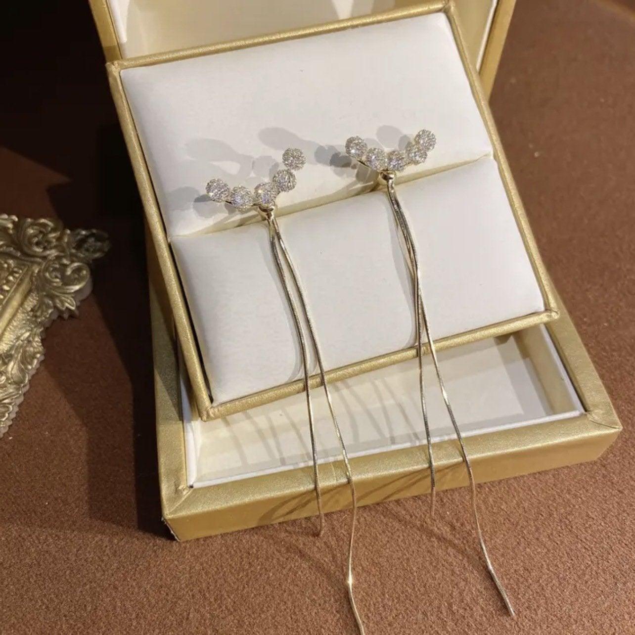 Five Diamonds Long Tassel Earrings